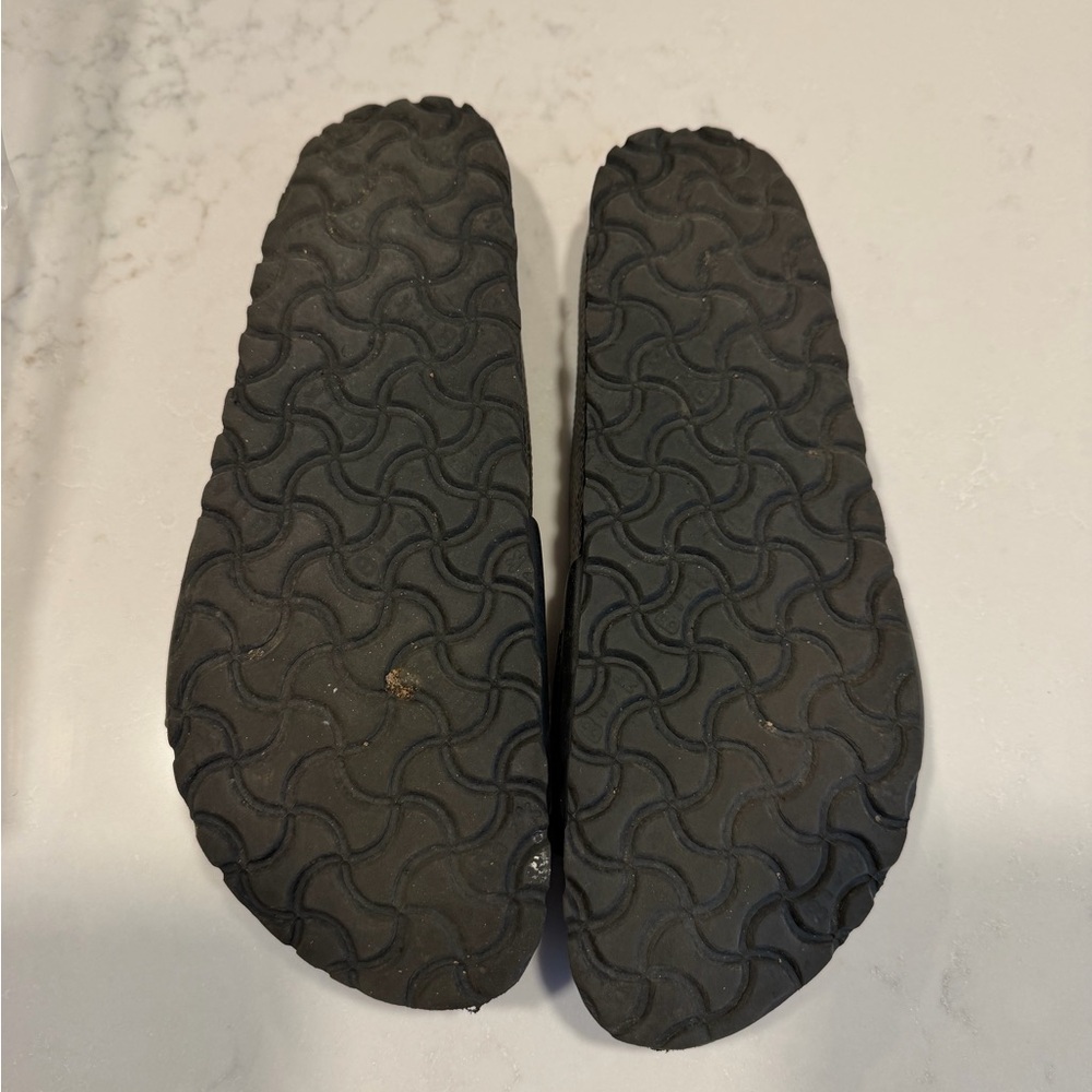 Sandals Bundle | Reef Birkenstock Teva - Picture 4 of 11